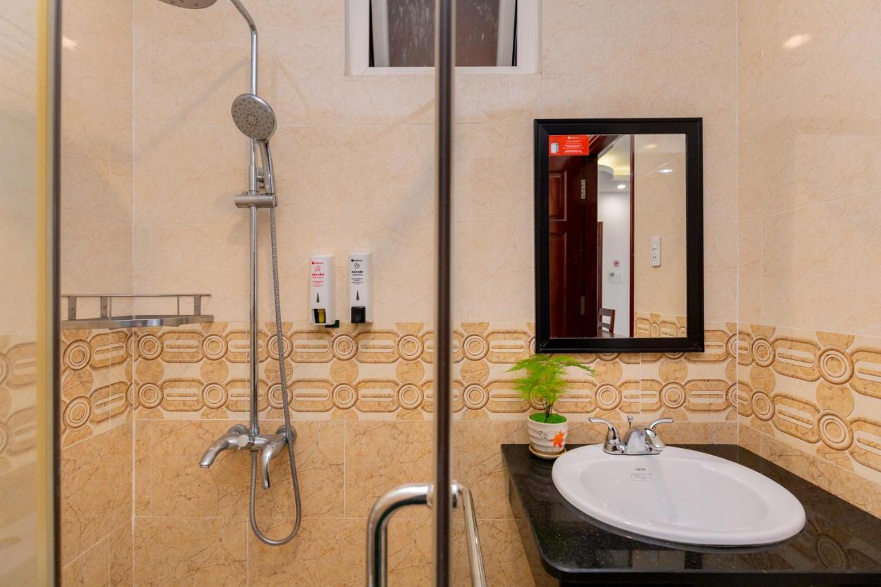 Anh Tuan Hotel 붕타우 외부 사진