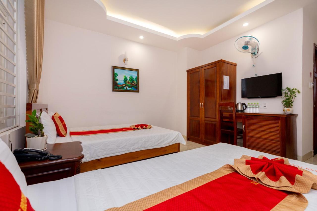 Anh Tuan Hotel 붕타우 외부 사진